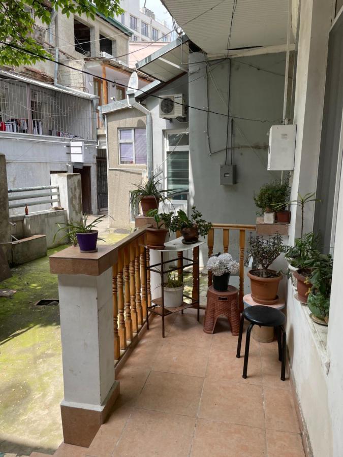 Leila Apartment Tbilisi ภายนอก รูปภาพ