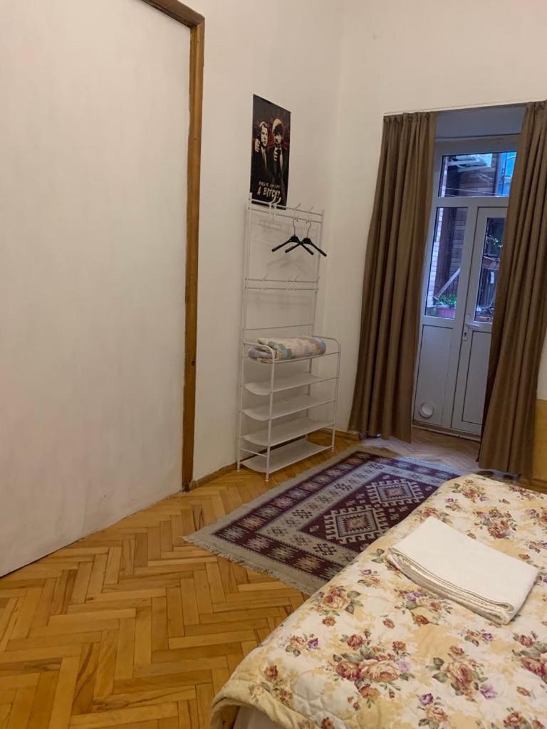 Leila Apartment Tbilisi ภายนอก รูปภาพ